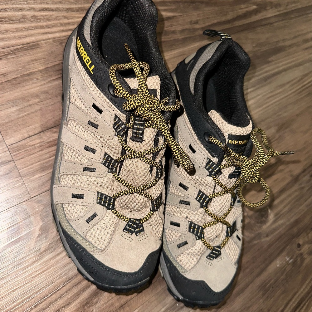 Merrell Black and Gray Outdoor Footwear Hiking Shoes